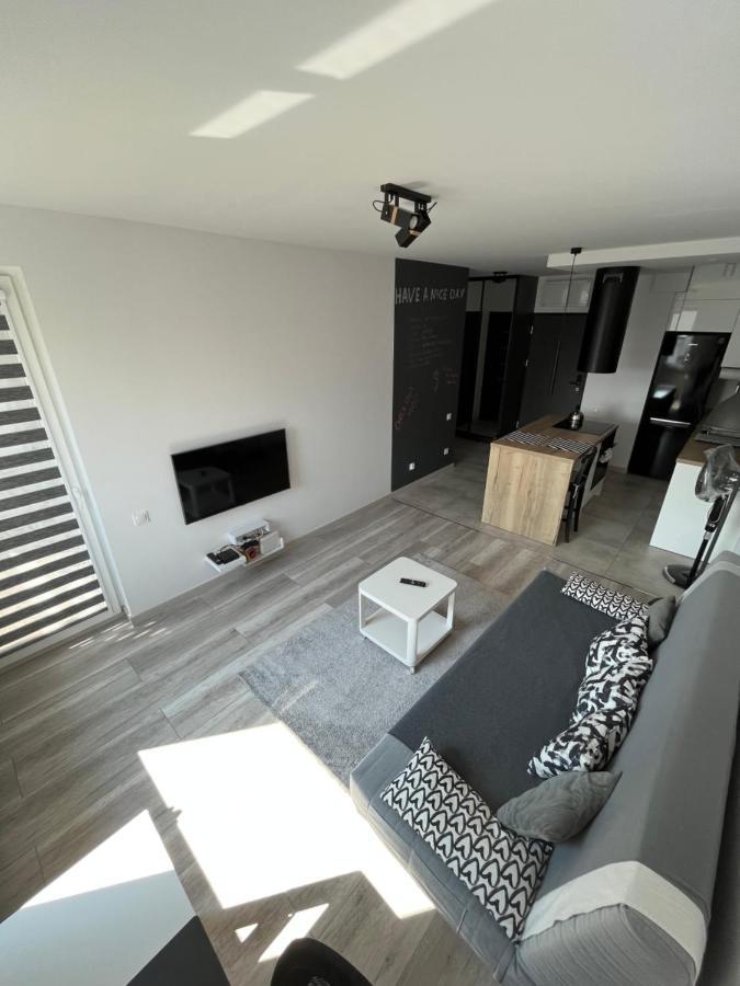 Miko Apartment 1 Poznań Buitenkant foto
